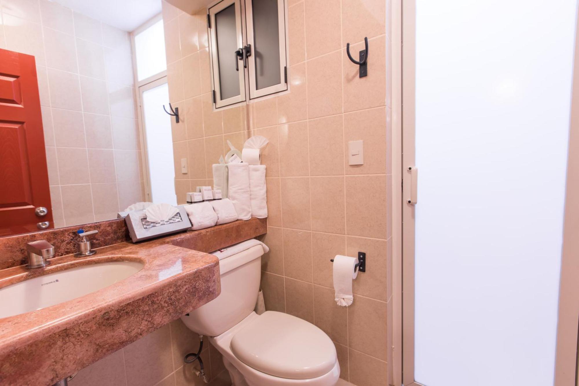 Hotel Santa Regina غواناخواتو المظهر الخارجي الصورة